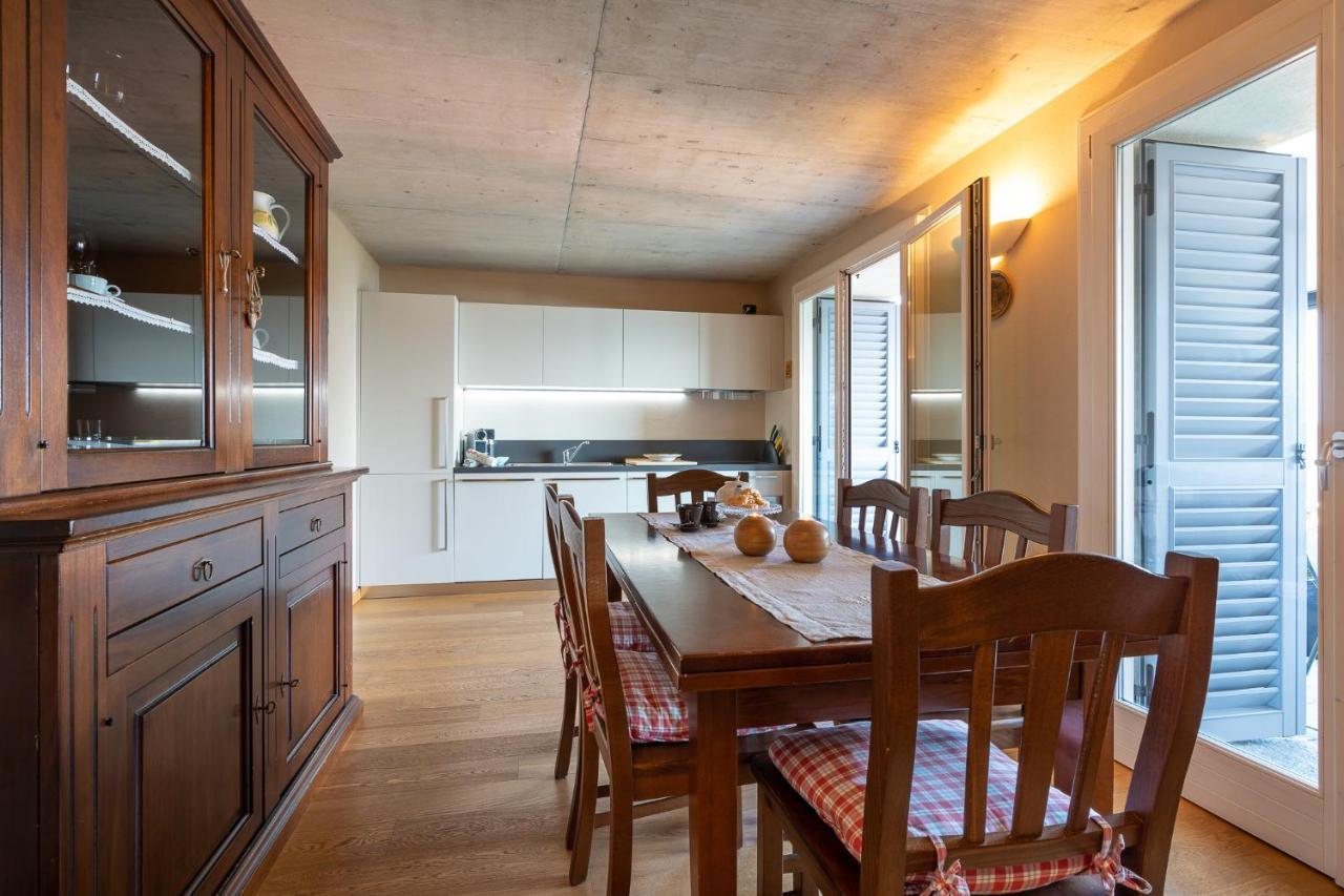 גראבדונה Casa Di Campagna Rosina Con Piscina E Vista Lago מראה חיצוני תמונה
