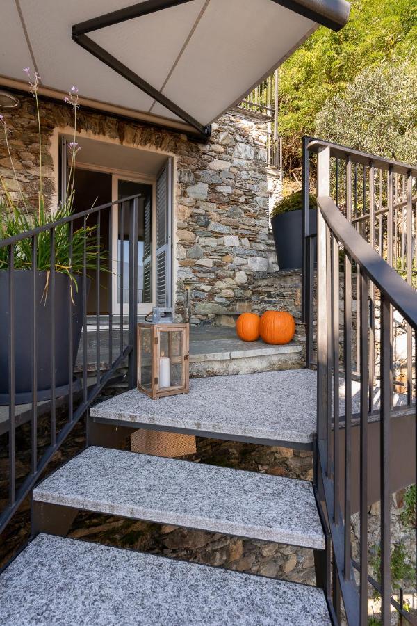 גראבדונה Casa Di Campagna Rosina Con Piscina E Vista Lago מראה חיצוני תמונה